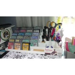 Totally-Tiffany Stamp&Supply Stadium 6 Level, One Size, White 12 Totally-Tiffany Stamp&Supply Stadium 6 Level, One Size, White -PapierKunst Verkaufsgeschäft 6 laags stempel accessoire opbergsysteem7